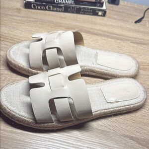 Women's Cream Slide Sandals